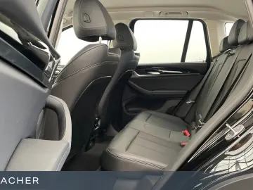 X3 xDrive 20d A LC  AHK HUD PDC RFK SHZ 18  LM