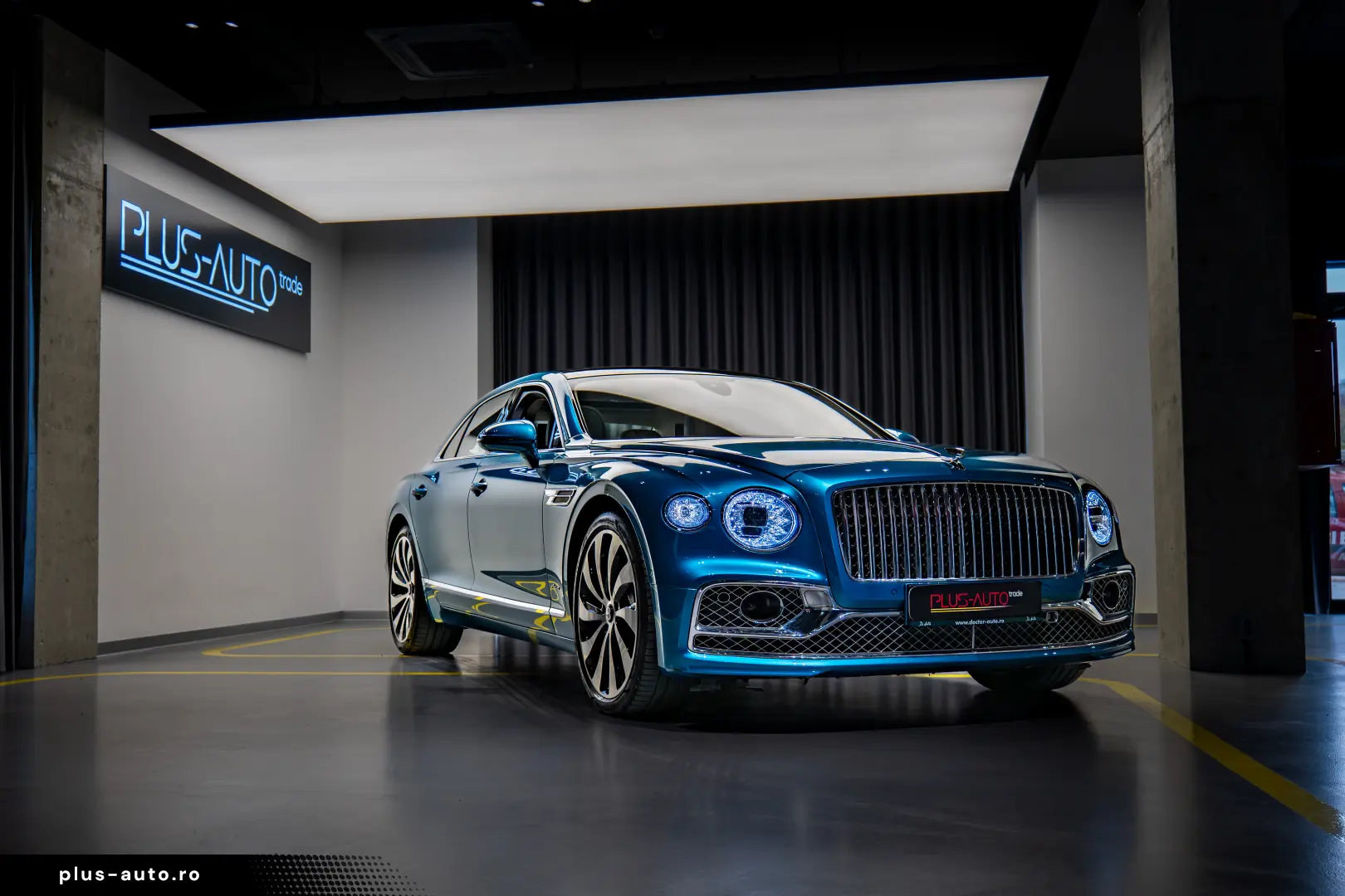 Bentley Flying Spur Azure Hybrid