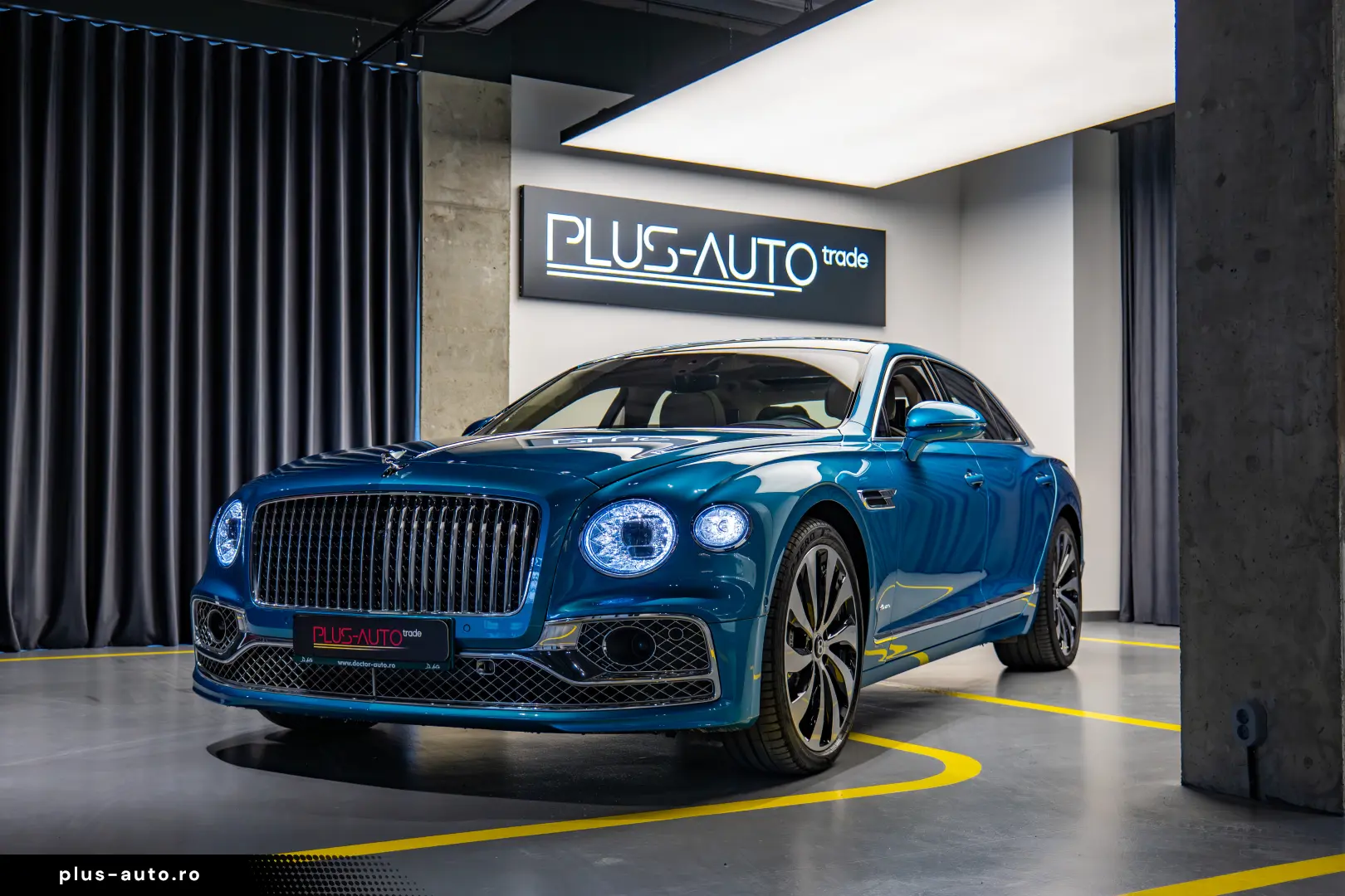 Bentley Flying Spur Azure Hybrid