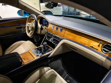 Bentley Flying Spur Azure Hybrid