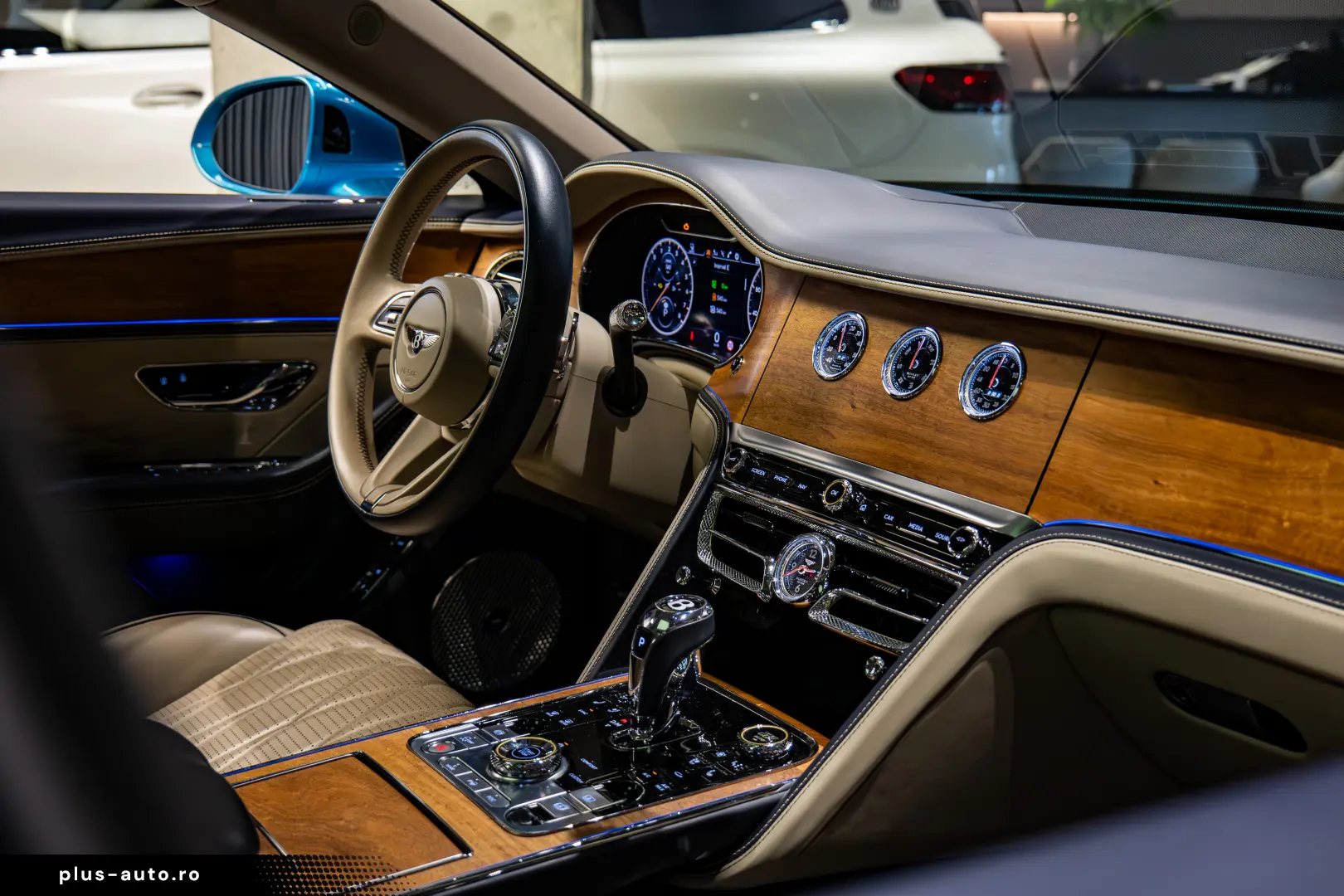 Bentley Flying Spur Azure Hybrid