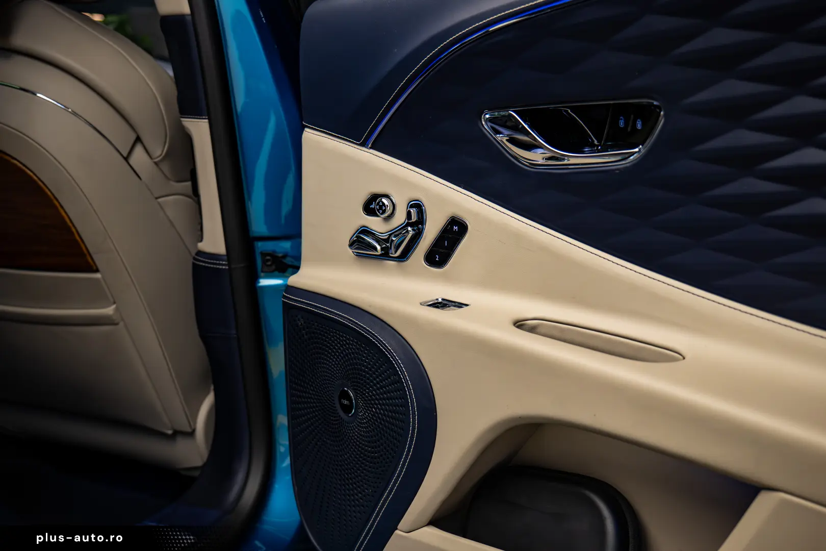 Bentley Flying Spur Azure Hybrid