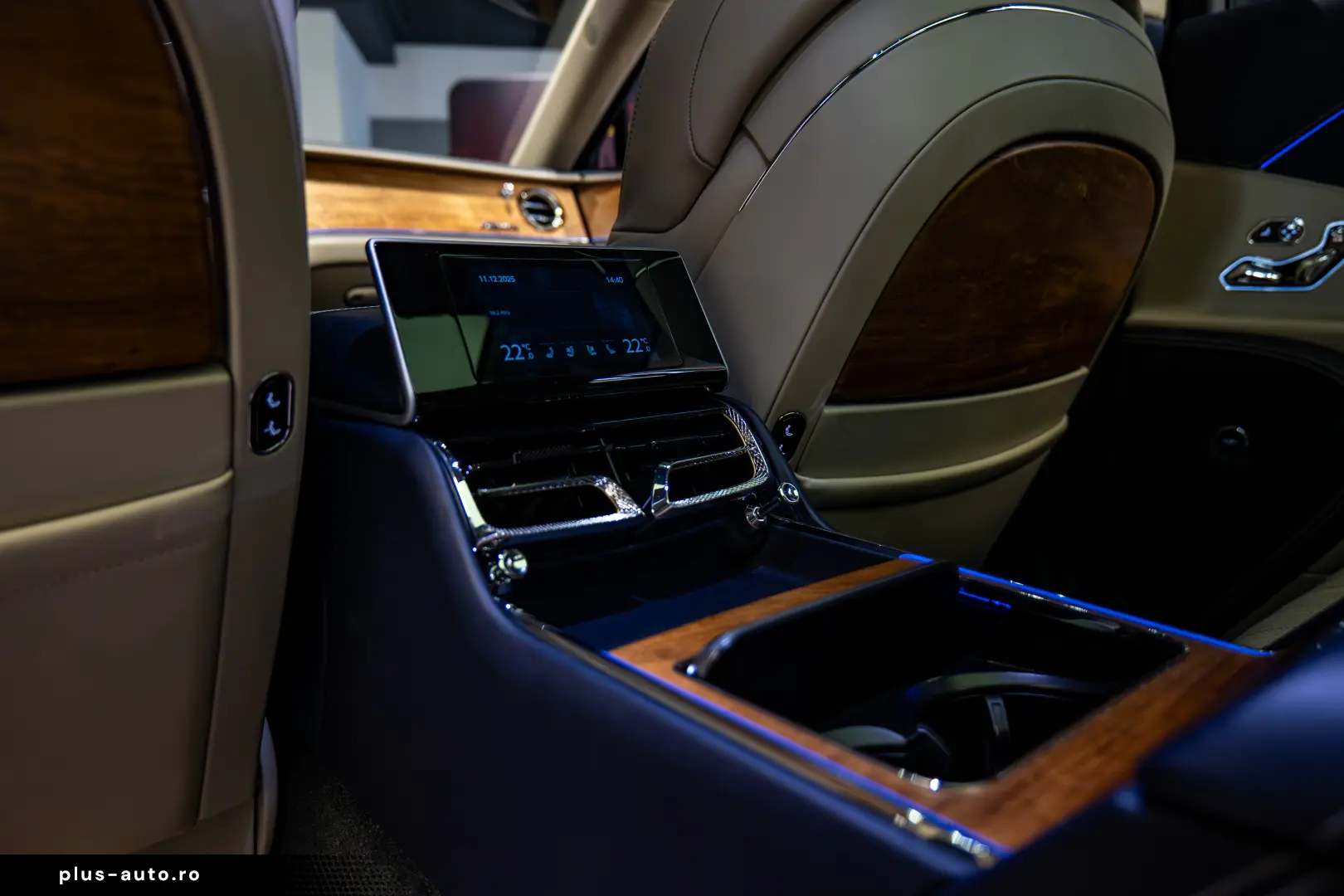 Bentley Flying Spur Azure Hybrid