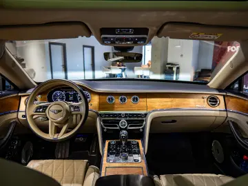 Bentley Flying Spur Azure Hybrid