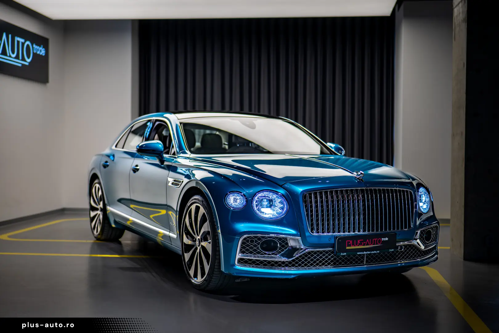 Bentley Flying Spur Azure Hybrid