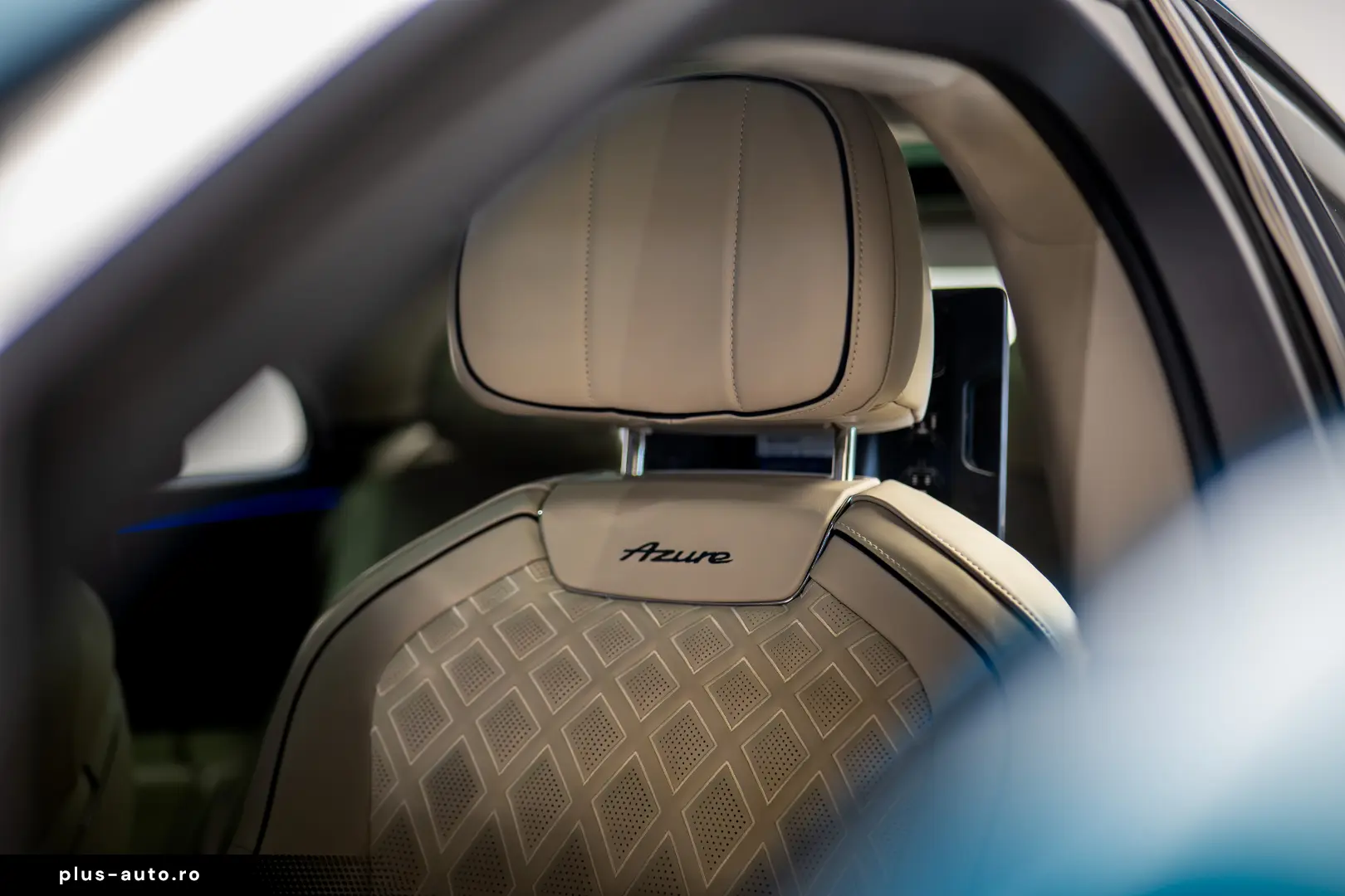 Bentley Flying Spur Azure Hybrid