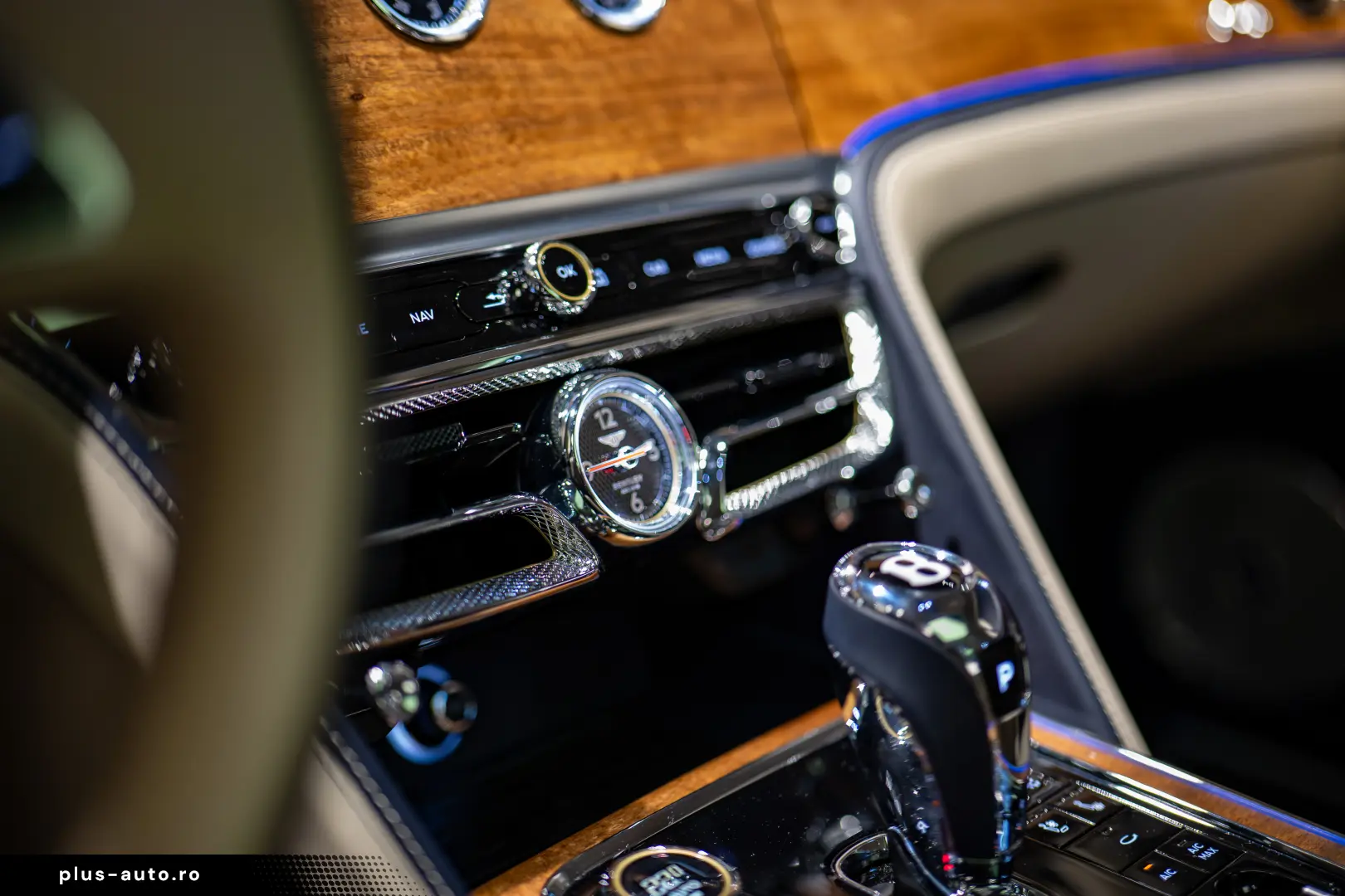 Bentley Flying Spur Azure Hybrid