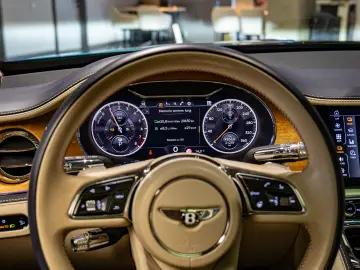 Bentley Flying Spur Azure Hybrid