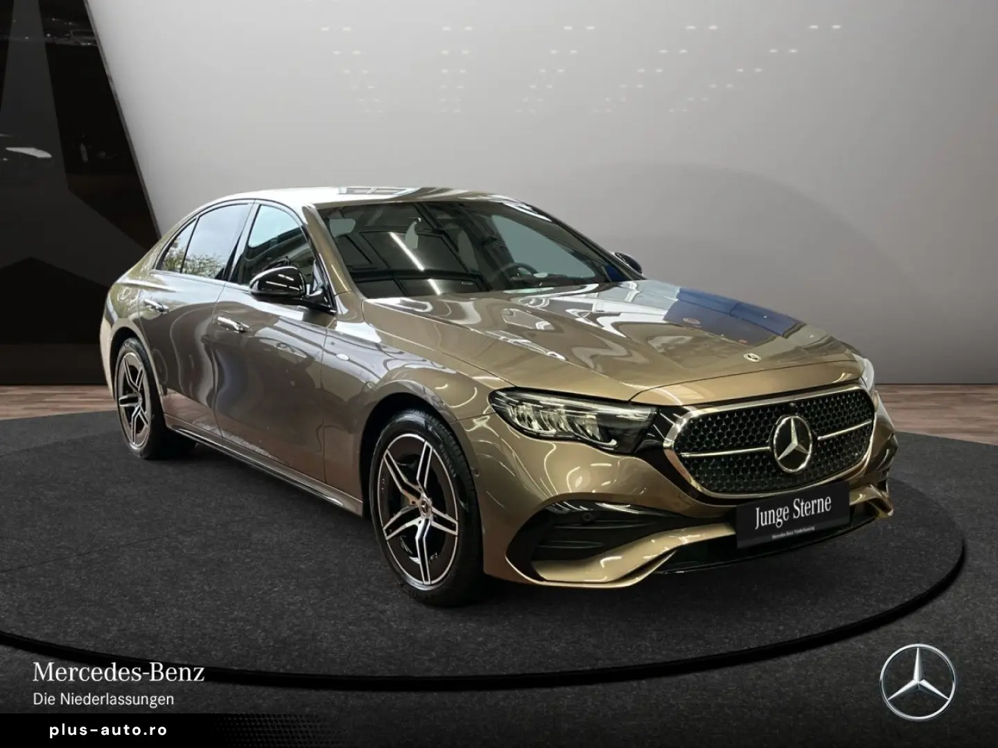 E 300 e AMG Advanced AHK NIGHT DISTR KEY 19  LED