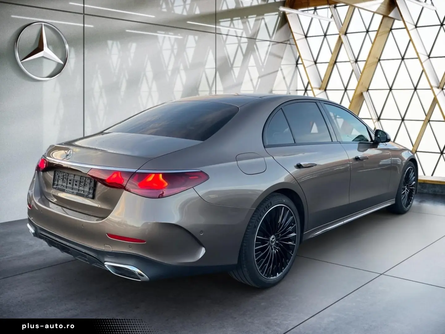 E 200 AMG Pano Night Memory 360 LEDdigi LenkHzg