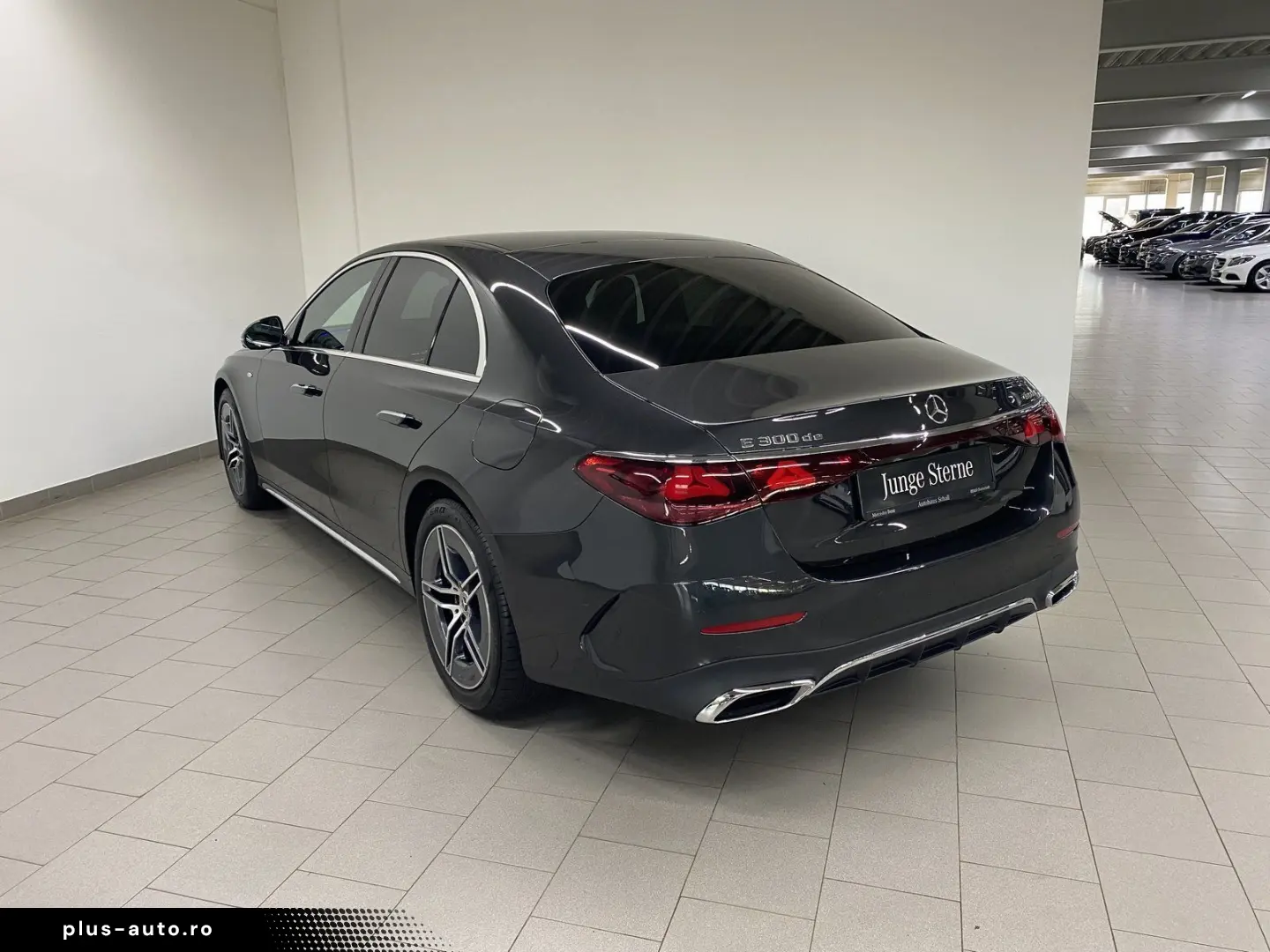 E 300 de 4M AMG DISTR KEY MEMO DIG.LIGHT 360  19