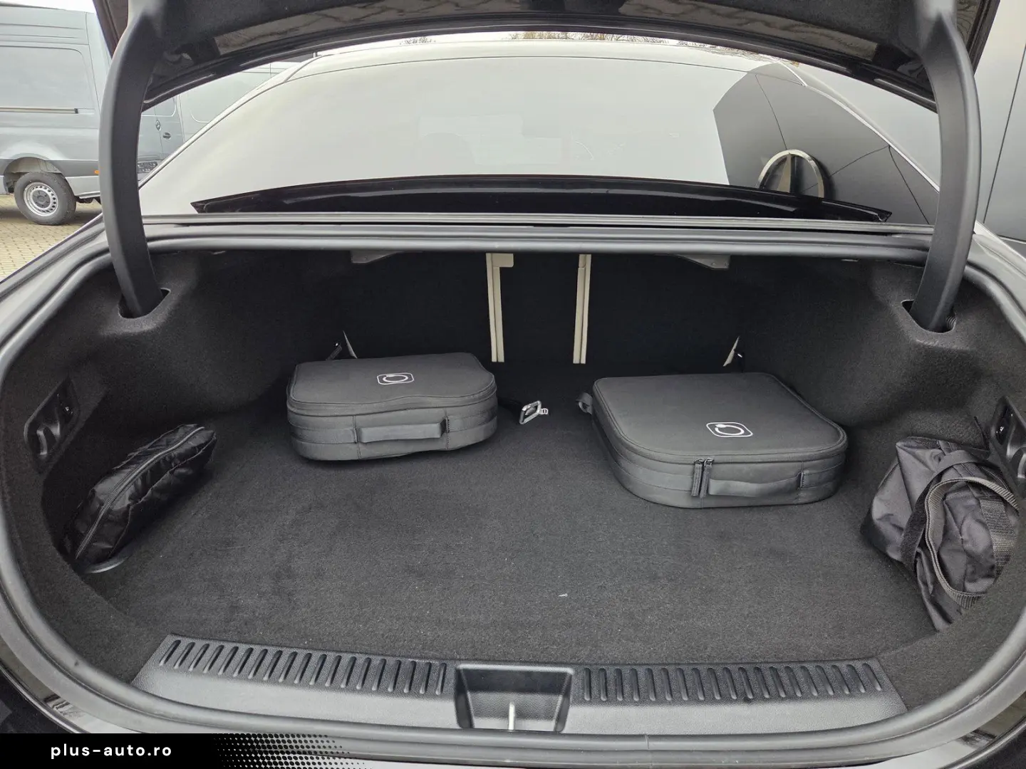 E 300 e AMG-Adv. LED LEDER DC-Charger Keyless-GO