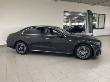 E 300 de 4M AMG DISTR KEY MEMO DIG.LIGHT 360  19