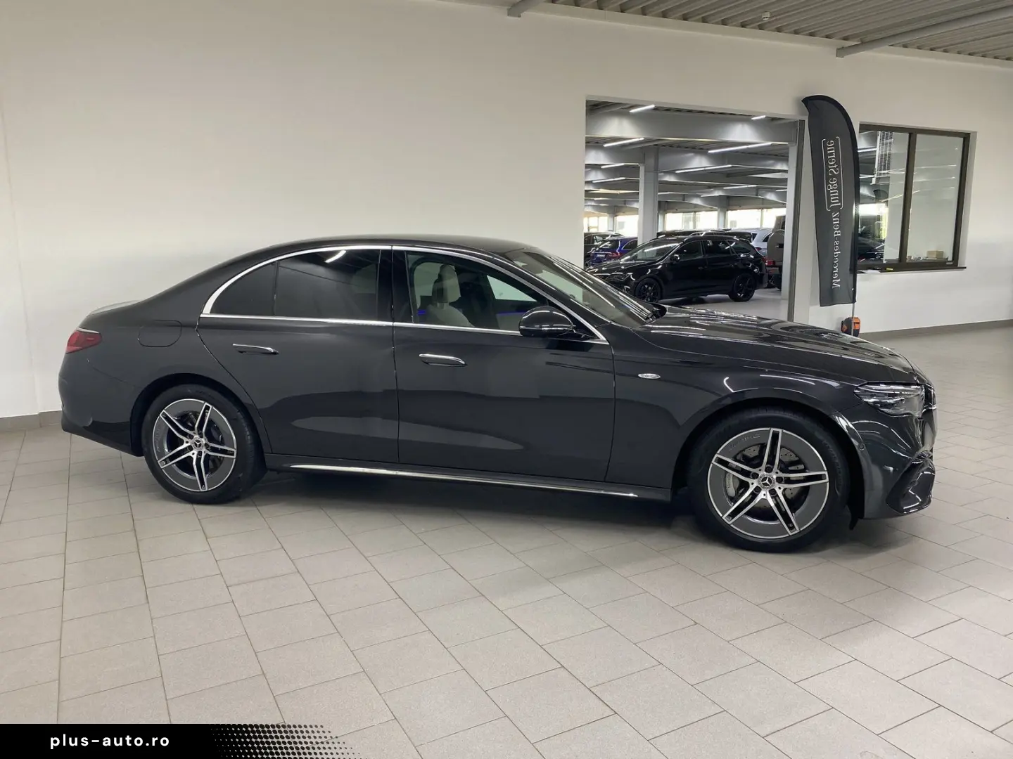 E 300 de 4M AMG DISTR KEY MEMO DIG.LIGHT 360  19