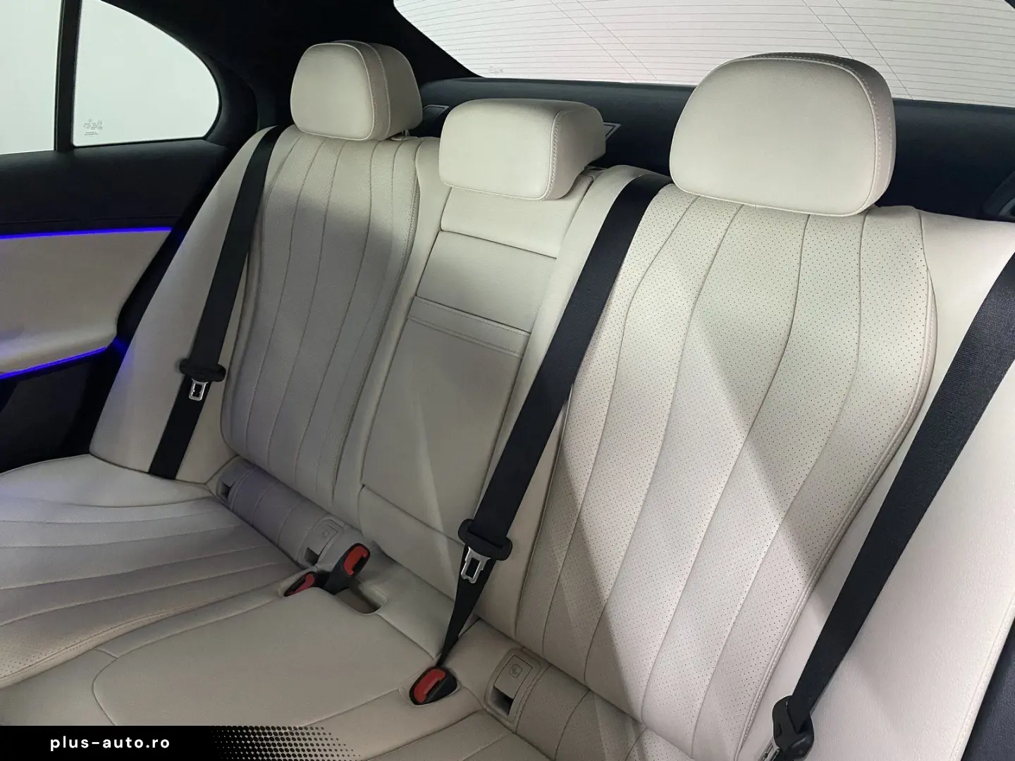 E 300 de 4M AMG DISTR KEY MEMO DIG.LIGHT 360  19