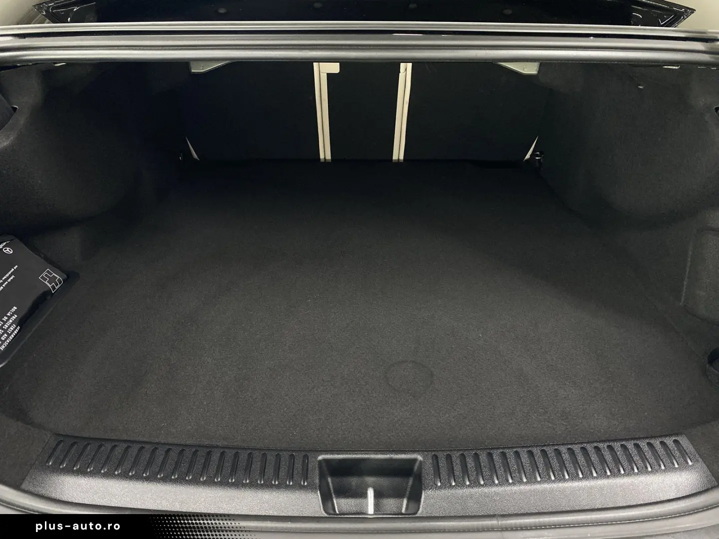 E 300 de 4M AMG DISTR KEY MEMO DIG.LIGHT 360  19