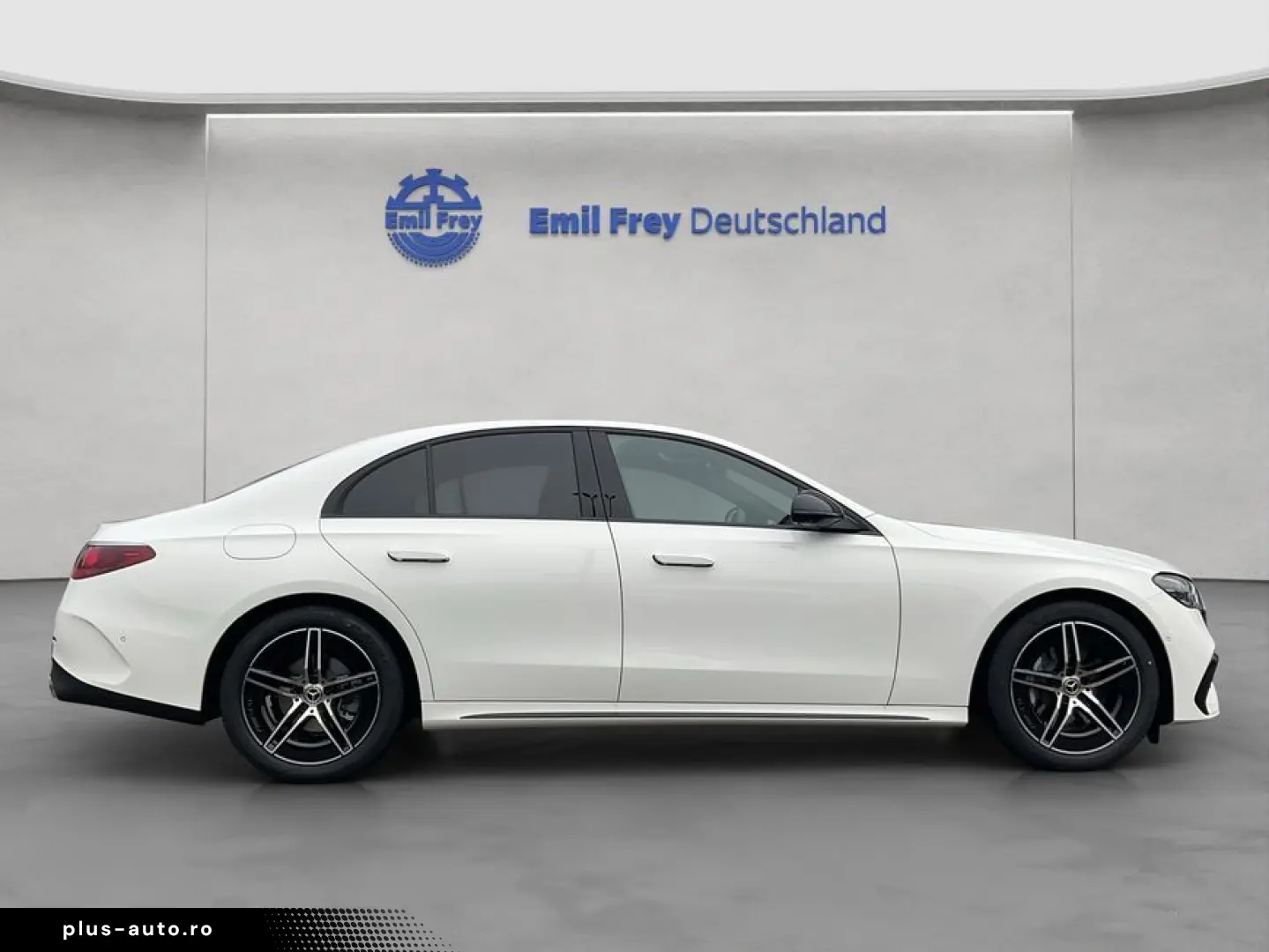 E 200 9G AMG NightP Pano HUD Burmester AHK