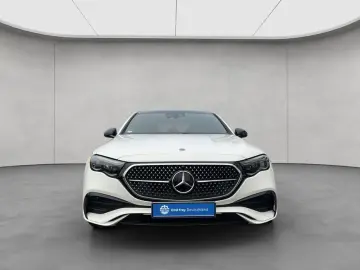 E 200 9G AMG NightP Pano HUD Burmester AHK