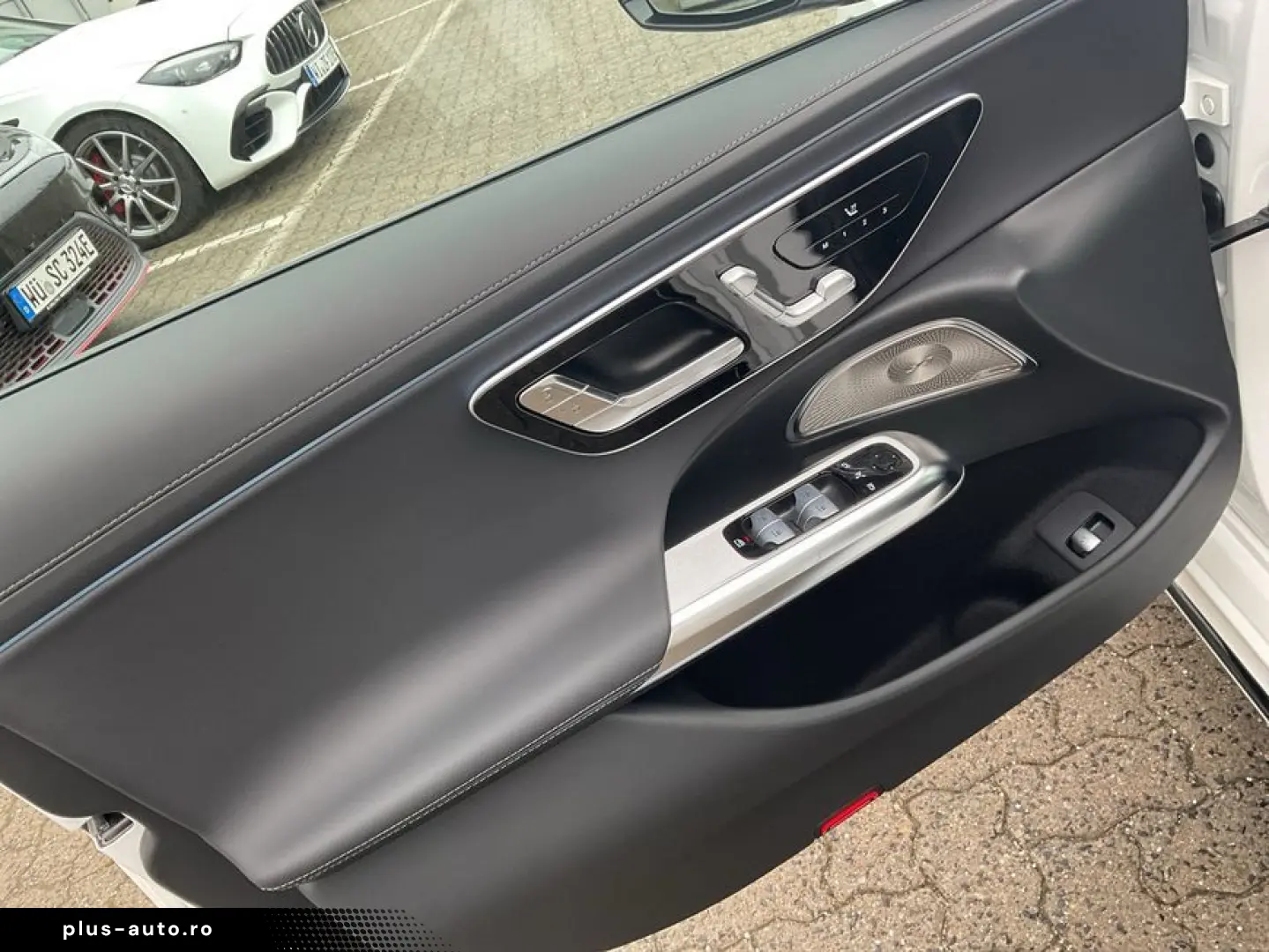 E 200 9G AMG NightP Pano HUD Burmester AHK