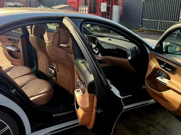 E 220 d 4Matic AMG Line Premium Plus VOLL 21 ALU