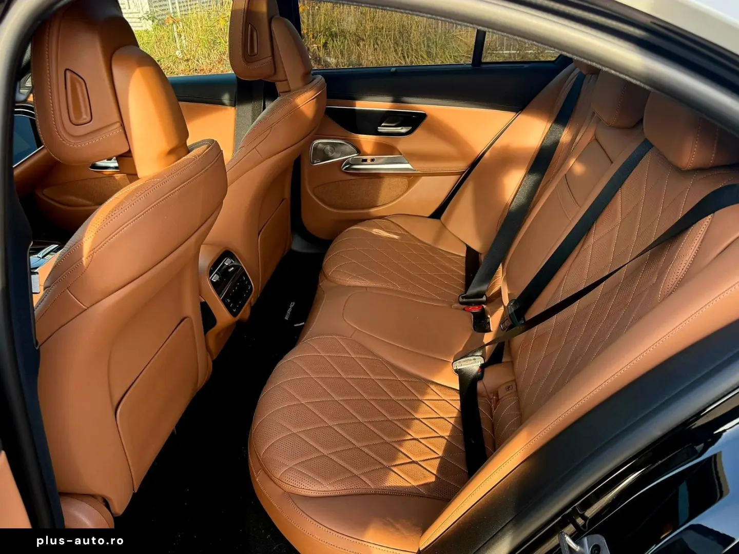 E 220 d 4Matic AMG Line Premium Plus VOLL 21 ALU