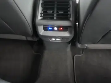 Volkswagen Tiguan 2.0 TDI 4Motion DSG R-Line ACC