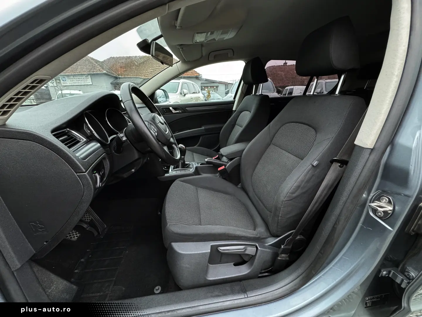 SKODA Superb 2.0 TDI DPF Elegance