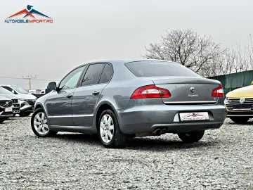 SKODA Superb 2.0 TDI DPF Elegance