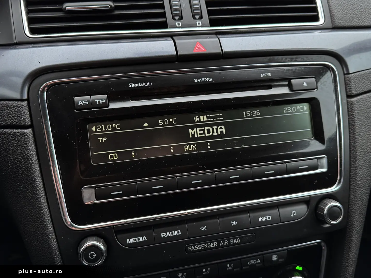 SKODA Superb 2.0 TDI DPF Elegance