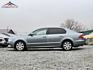 SKODA Superb 2.0 TDI DPF Elegance