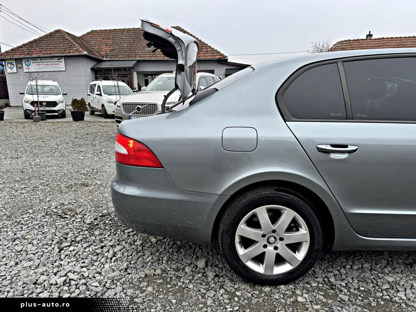 SKODA Superb 2.0 TDI DPF Elegance