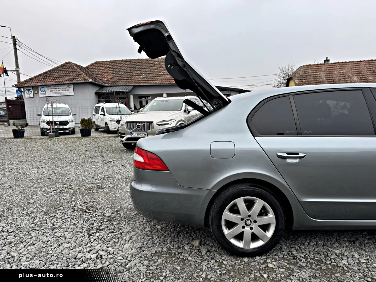 SKODA Superb 2.0 TDI DPF Elegance