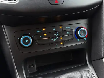 FORD Focus Eco Blue Titanium