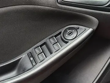 FORD Focus Eco Blue Titanium