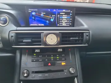 IS 300h Hybrid Inspektion-HU Neu