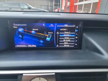 IS 300h Hybrid Inspektion-HU Neu