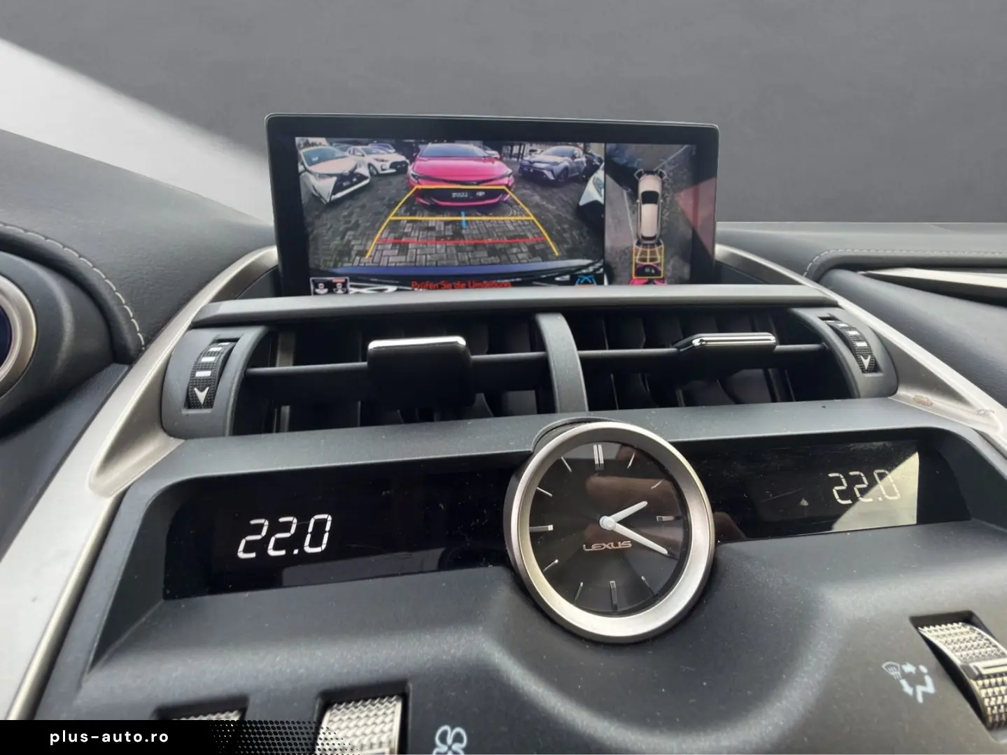 NX 300 h E-Four Luxury  HUD PANO 360