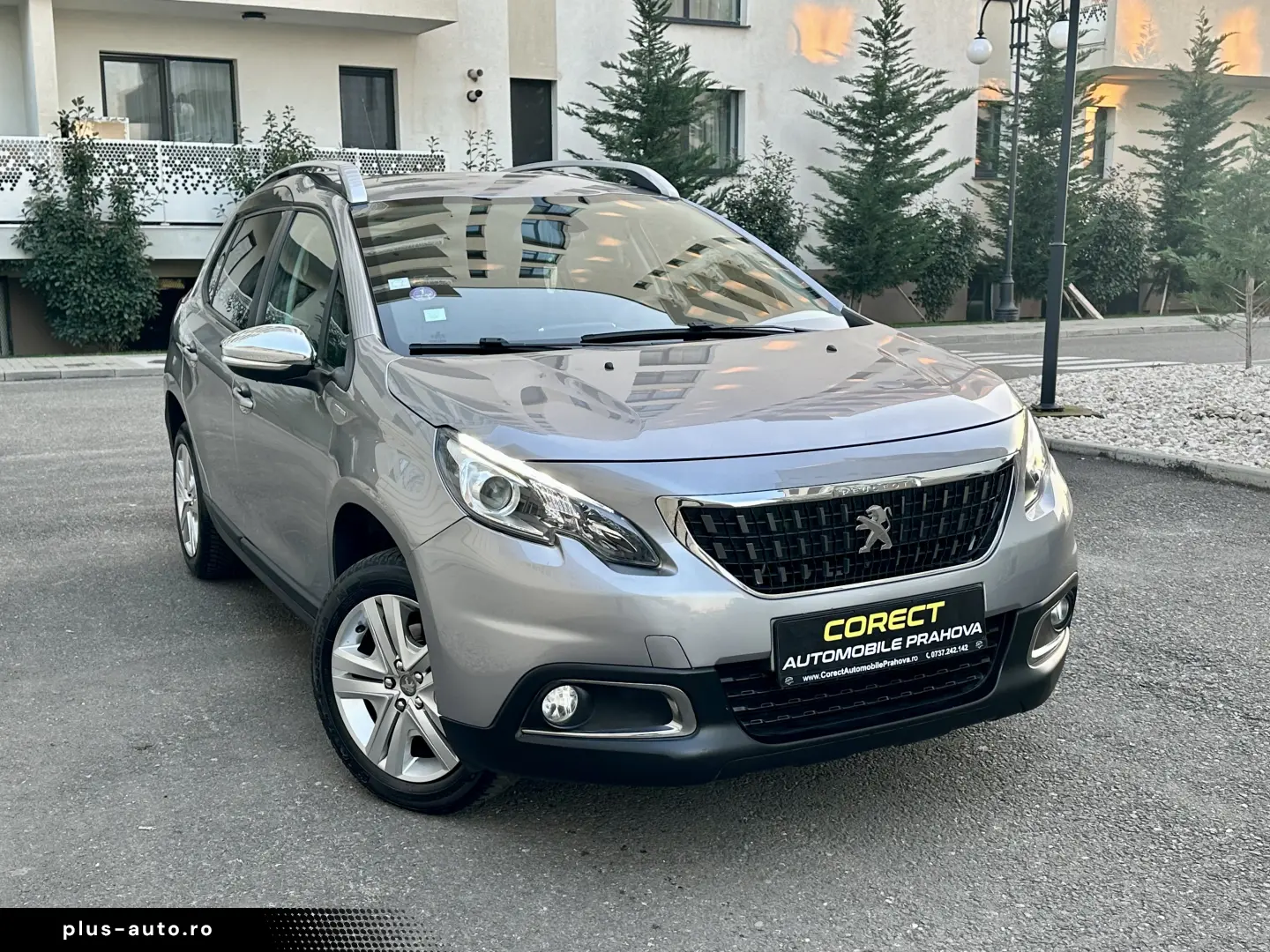 Peugeot 2008  navigatie  136.000 km  garantie  rate