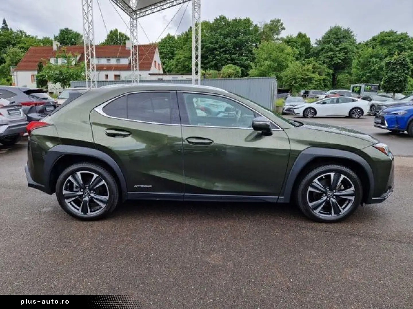 UX 250h Style Edition Navi LED ACC Apple CarPlay