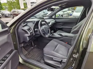 UX 250h Style Edition Navi LED ACC Apple CarPlay