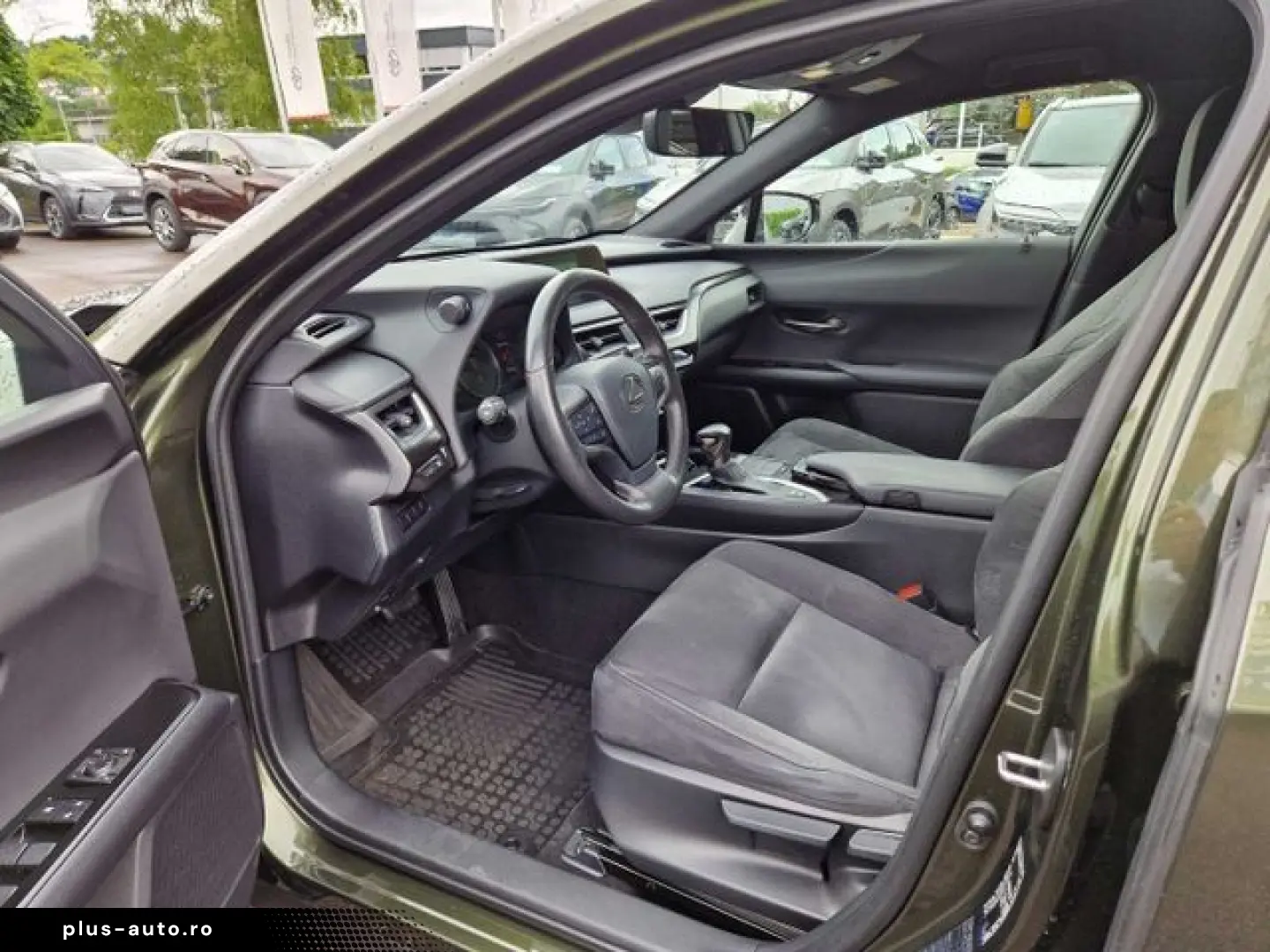 UX 250h Style Edition Navi LED ACC Apple CarPlay