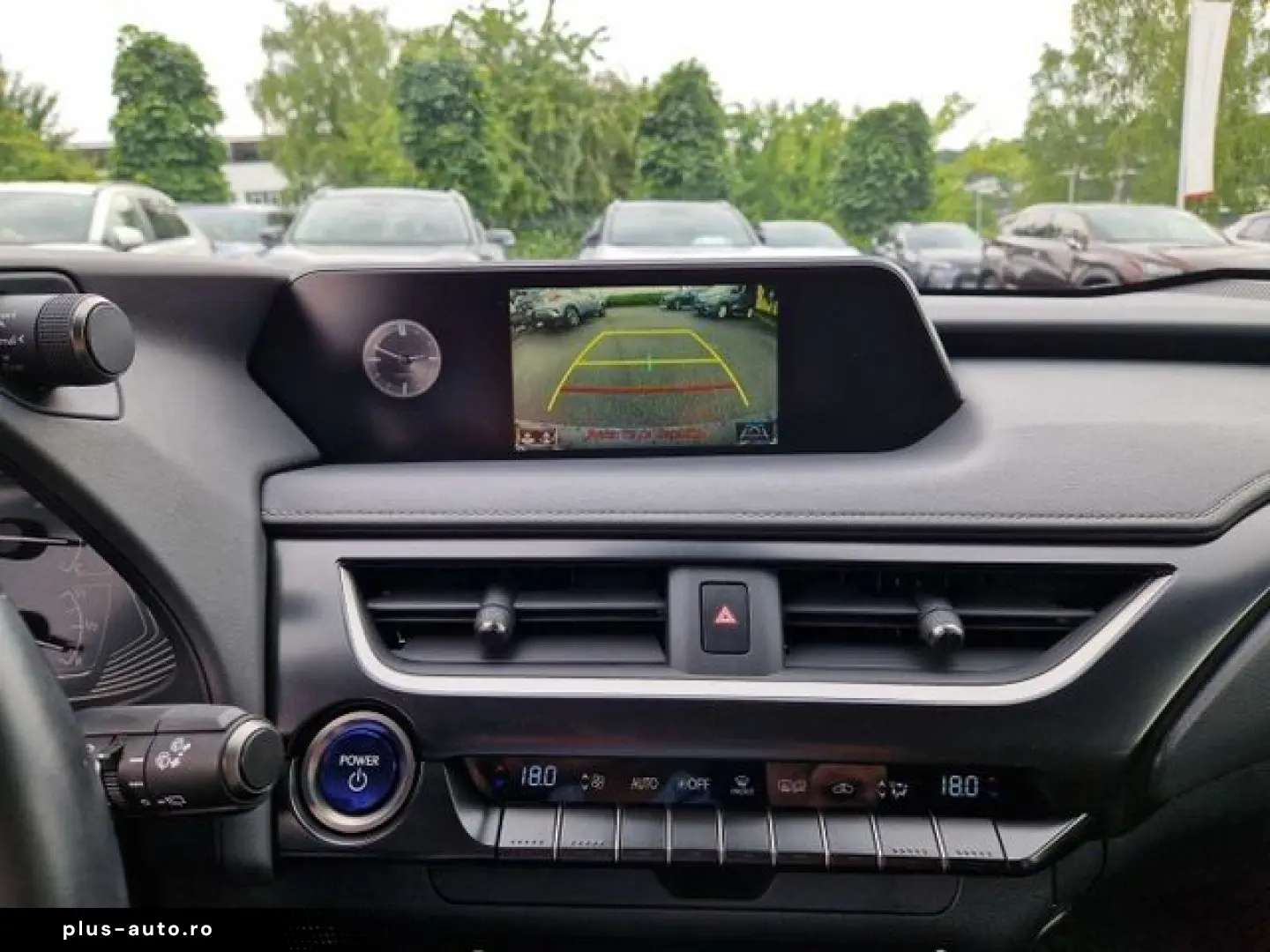 UX 250h Style Edition Navi LED ACC Apple CarPlay