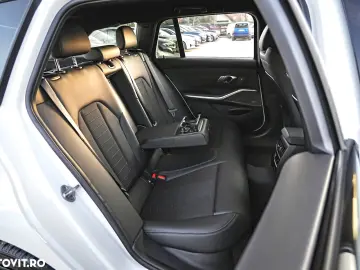 BMW Seria 3 320d Touring xDrive Aut.