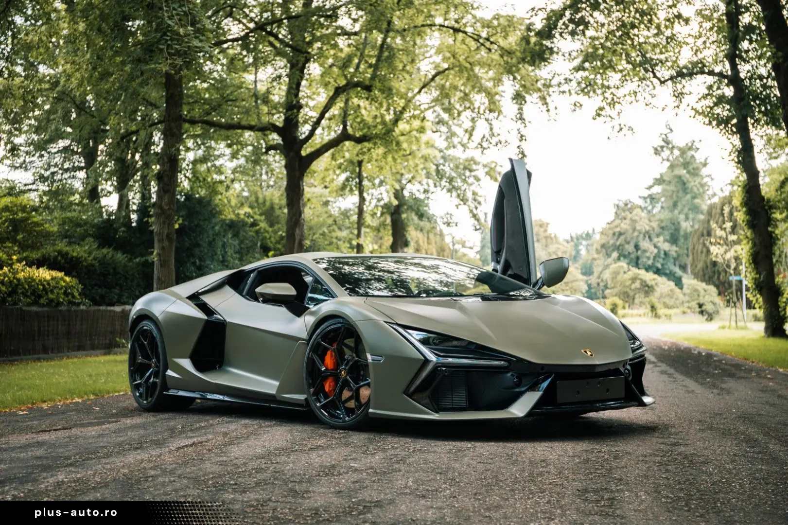 Revuelto 6.5 V12 HPEV