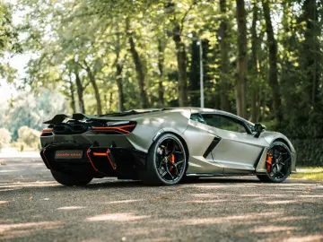 Revuelto 6.5 V12 HPEV