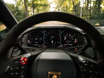 Revuelto 6.5 V12 HPEV