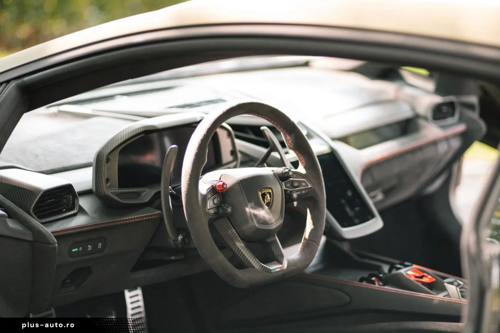 Revuelto 6.5 V12 HPEV