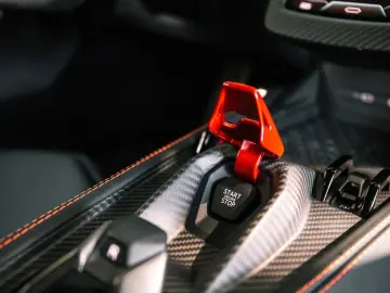 Revuelto 6.5 V12 HPEV