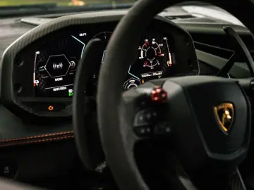 Revuelto 6.5 V12 HPEV