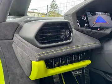Huracán Tecnica CARBON LIFT RACING-SEATS SCANDAL